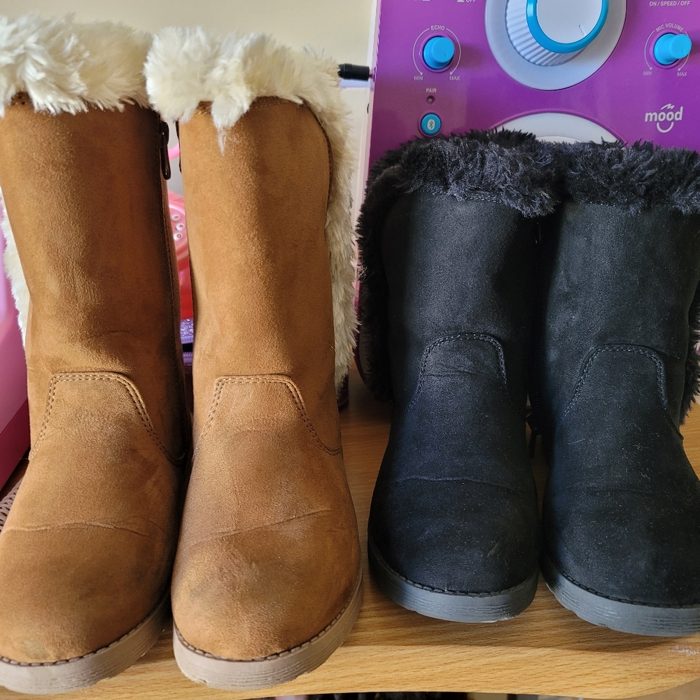 2 pair of Cat & Jack 13c girls boots